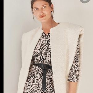 Isabel Marant Alpaca Gwendia Vest |
Shell: 58% alpaca/32% wool/10% polyamide ...